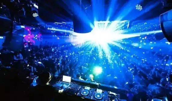 代表酒吧:西安天闕酒吧