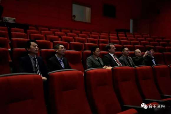 參觀國(guó)家特色小鎮(zhèn)文化綜合體示范基地