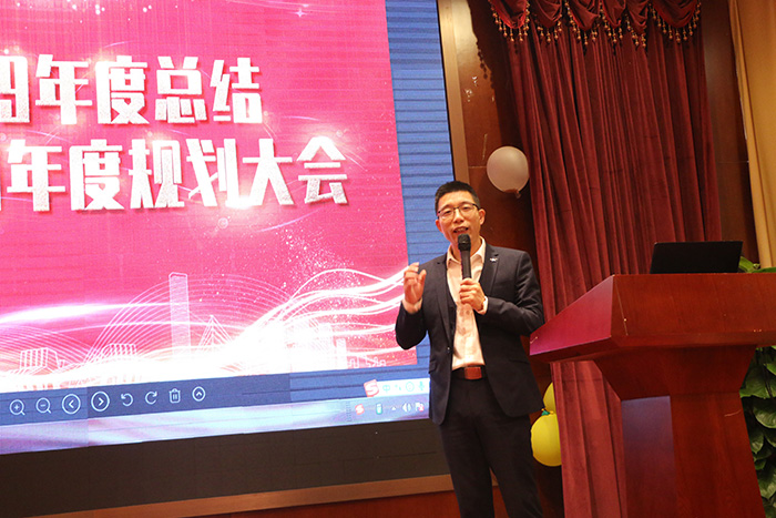 一禾科技董事長陳小林先生